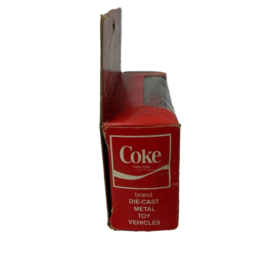 Die-Cast Metal Toy Vehicle "Keep A Case Coca Cola in Your House" Delivery Truck - Picture 4 of 11